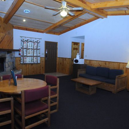 Ymca Trout Lodge Potosi Bagian luar foto