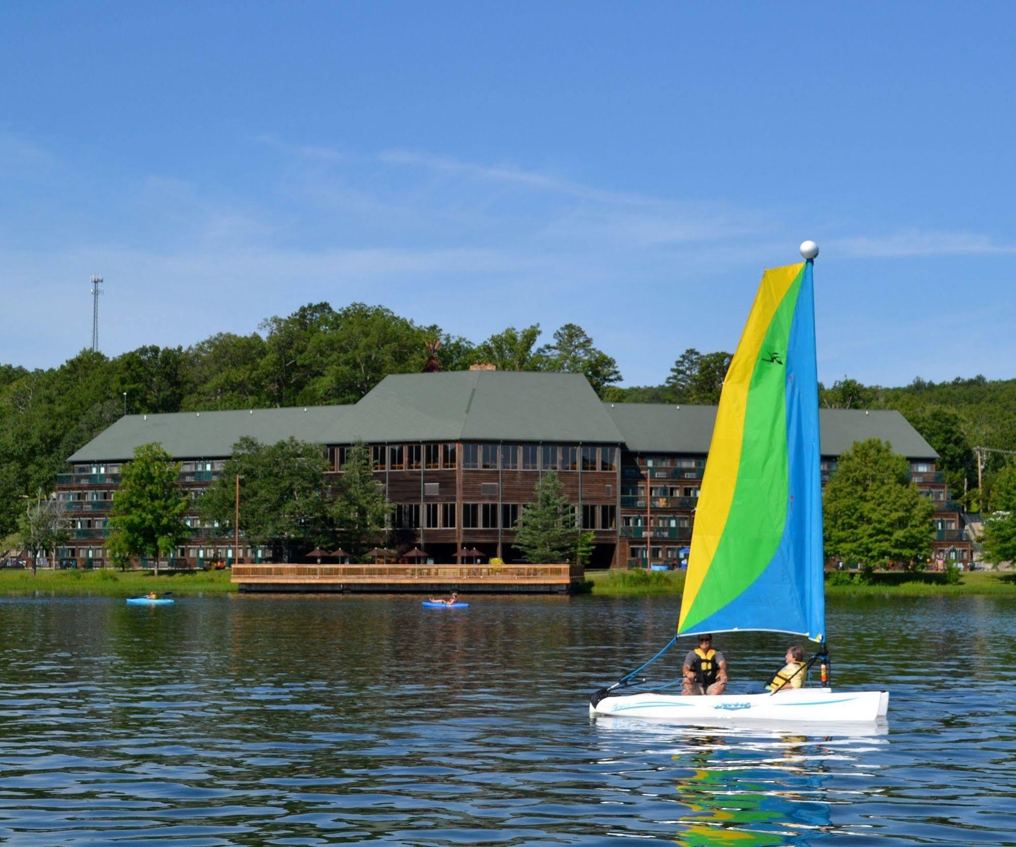 Ymca Trout Lodge Potosi Bagian luar foto
